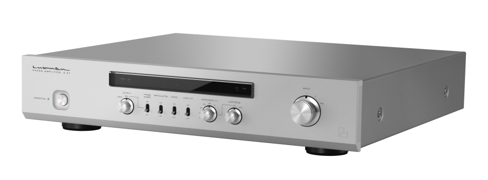 przedwzmacniacz gramofonowy Luxman E-07 - front